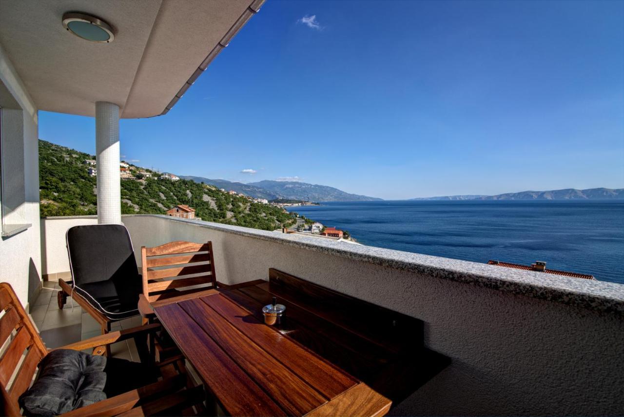 Apartments Maris Senj 2 Buitenkant foto