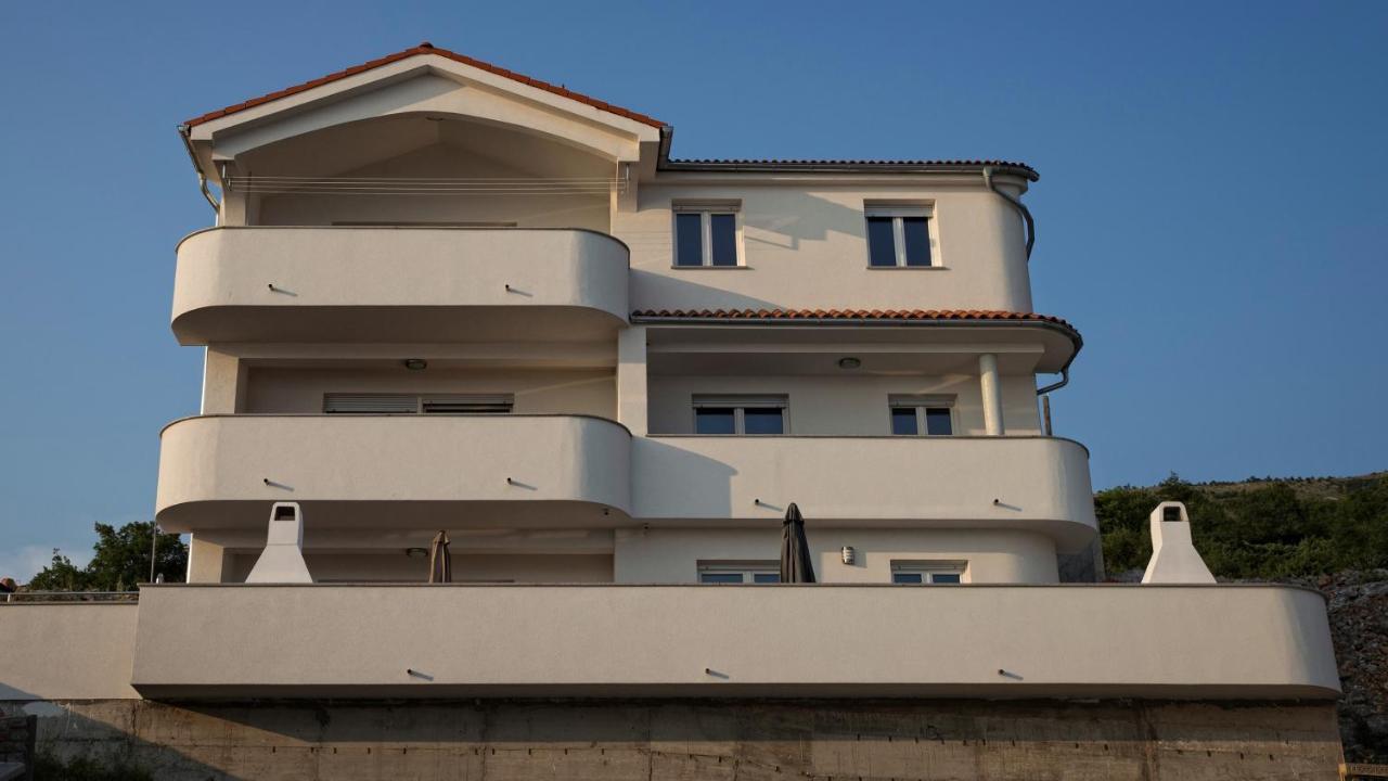 Apartments Maris Senj 2 Buitenkant foto