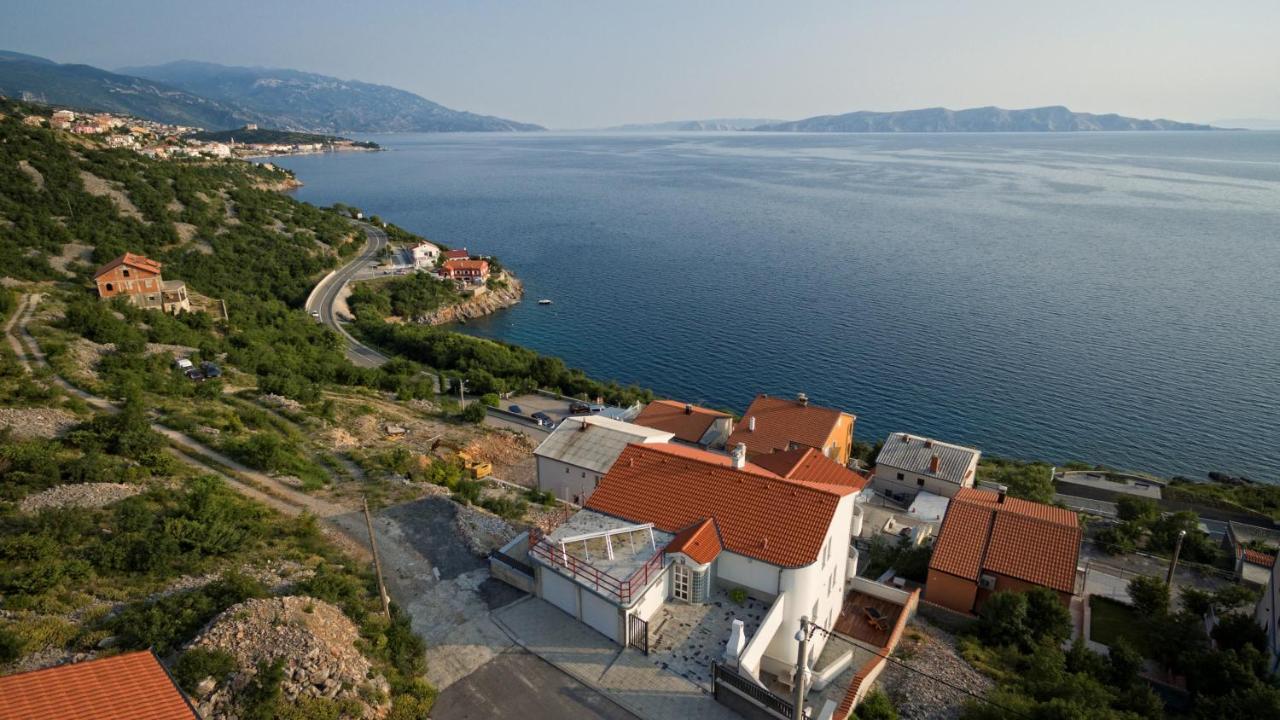 Apartments Maris Senj 2 Buitenkant foto
